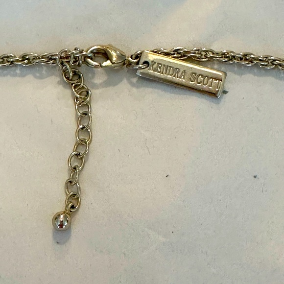 💕💫Gorgeous! Pink Kendra Scott Necklace Tassel Pendant Adjustable Gold 💫💕 - Picture 3 of 6